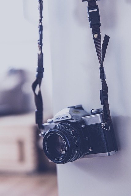 look cinematografico film style grading toni desaturati contrasto elevato